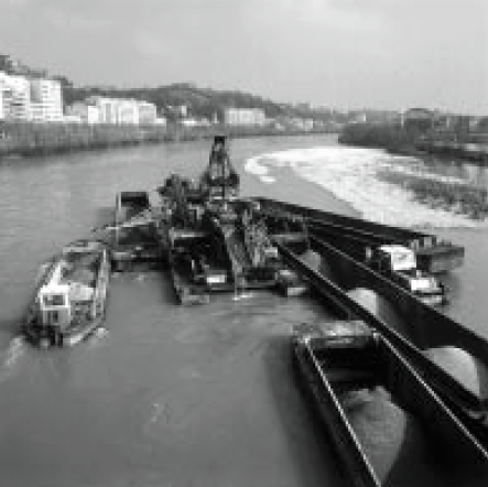 Photographie de gravières sur le Rhône Amont (1970)